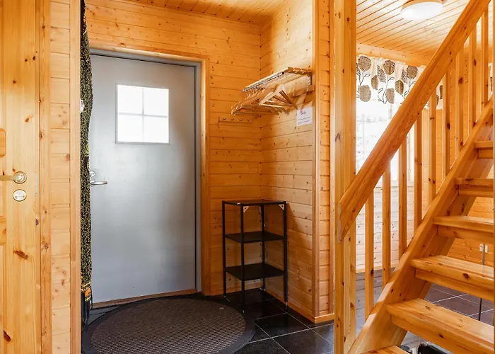 Liinavaatteet Loppusiivous Poreallas شاليه *